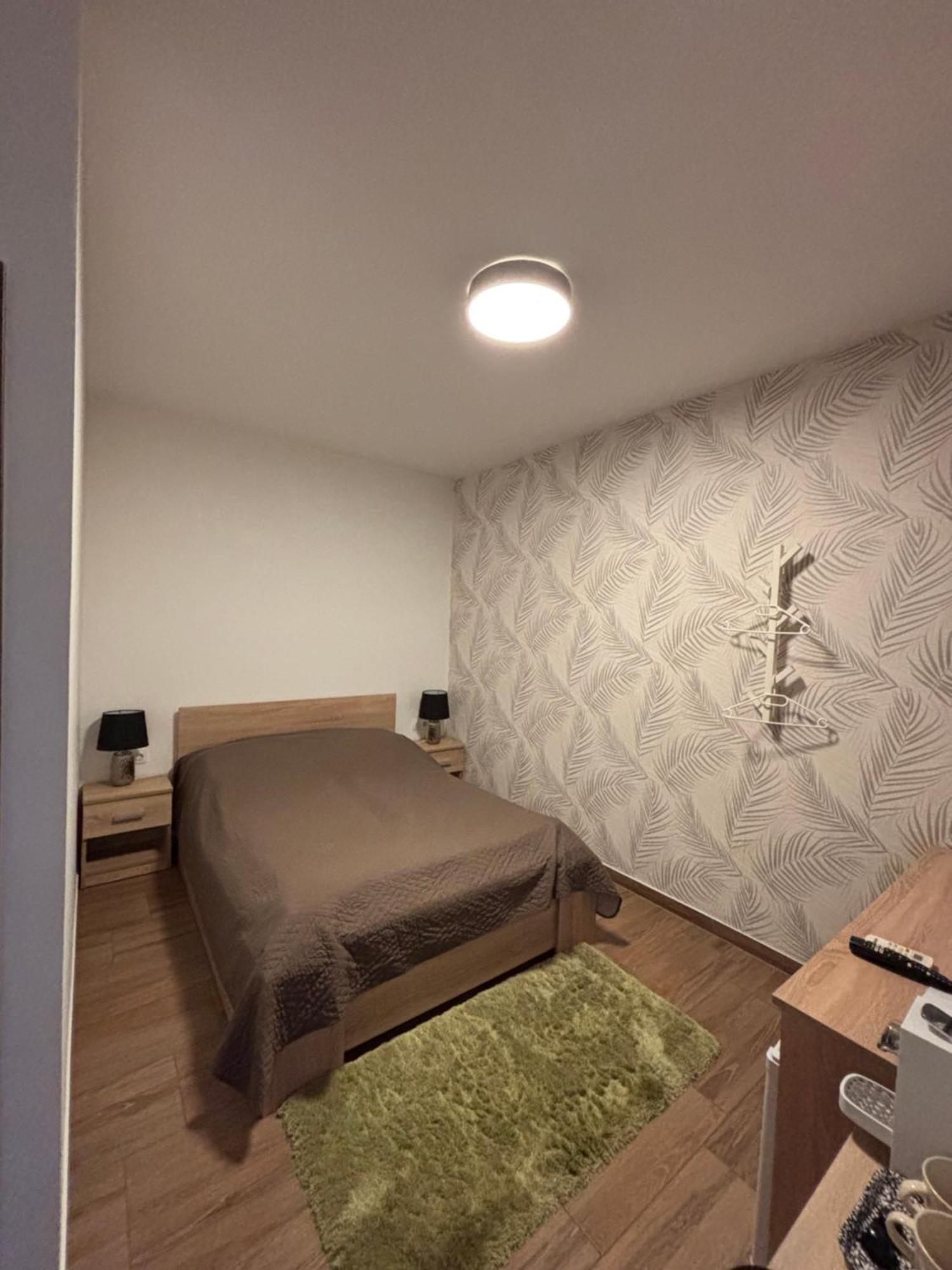 Beugro Lak Hotel Естергом Екстериор снимка